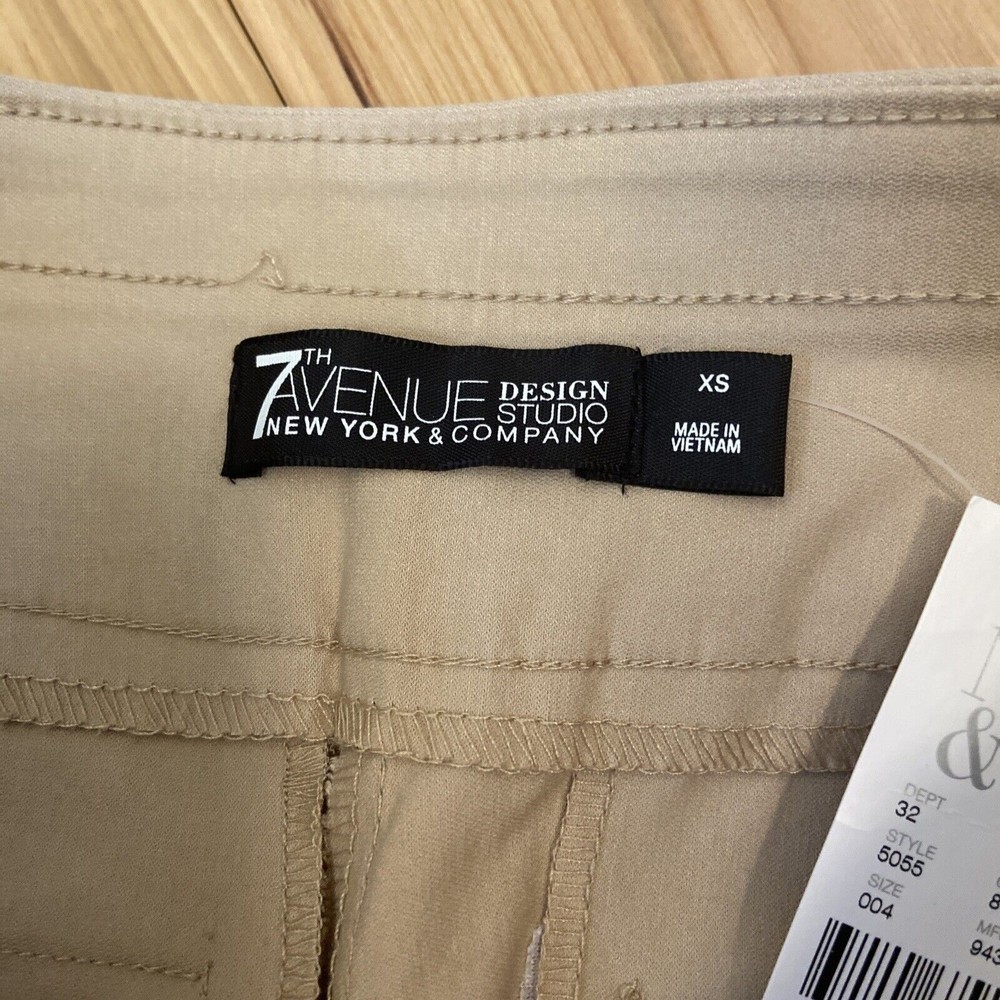 New York and Company Women Beige Pull On 4” Signature Fit Shorts Size Xs - Picture 4 of 4